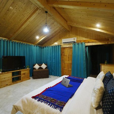 Tree House Latos Tandi Hotel Jibhi Luaran gambar