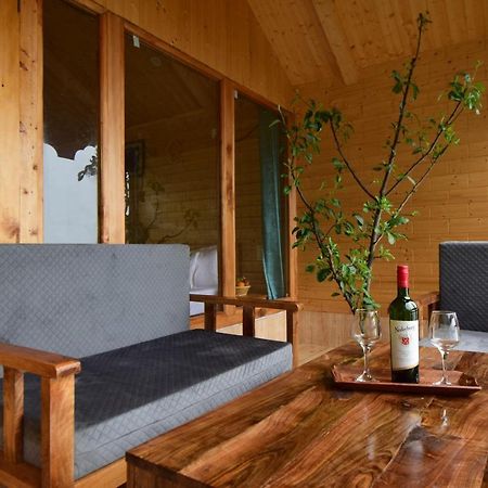 Tree House Latos Tandi Hotel Jibhi Luaran gambar