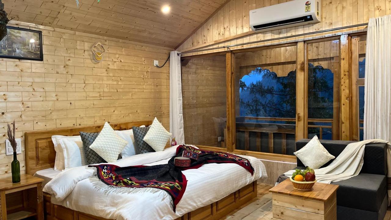 Tree House Latos Tandi Hotel Jibhi Luaran gambar
