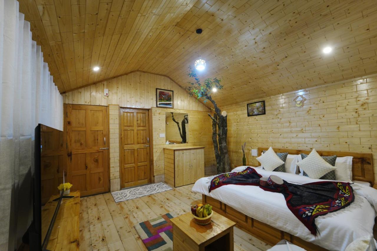 Tree House Latos Tandi Hotel Jibhi Luaran gambar