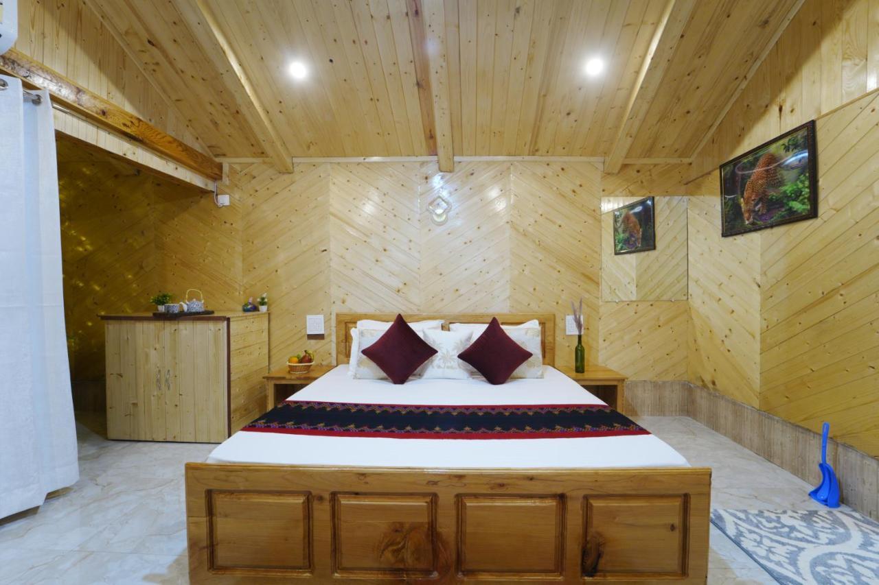 Tree House Latos Tandi Hotel Jibhi Luaran gambar