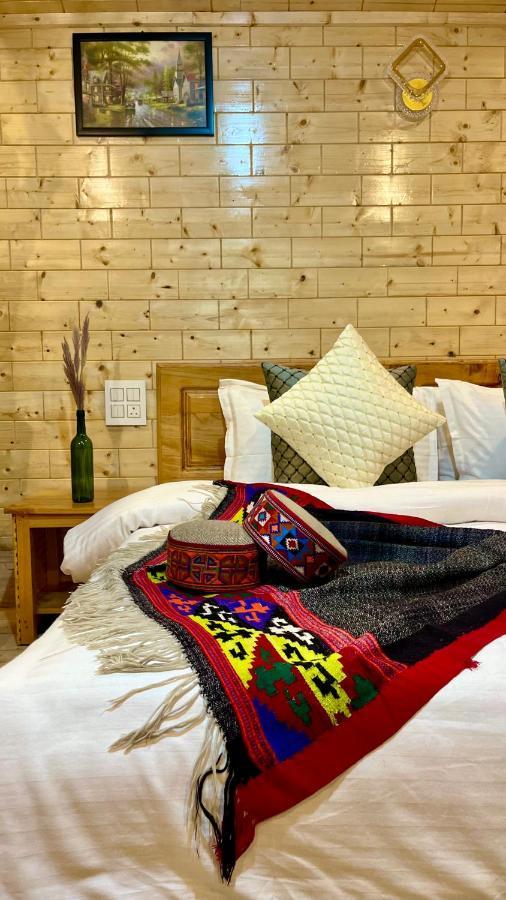 Tree House Latos Tandi Hotel Jibhi Luaran gambar