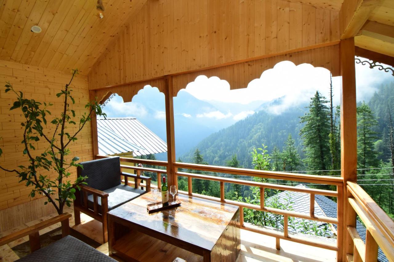Tree House Latos Tandi Hotel Jibhi Luaran gambar